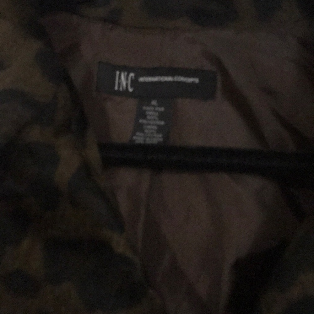 Jacket - Picture 3 of 4